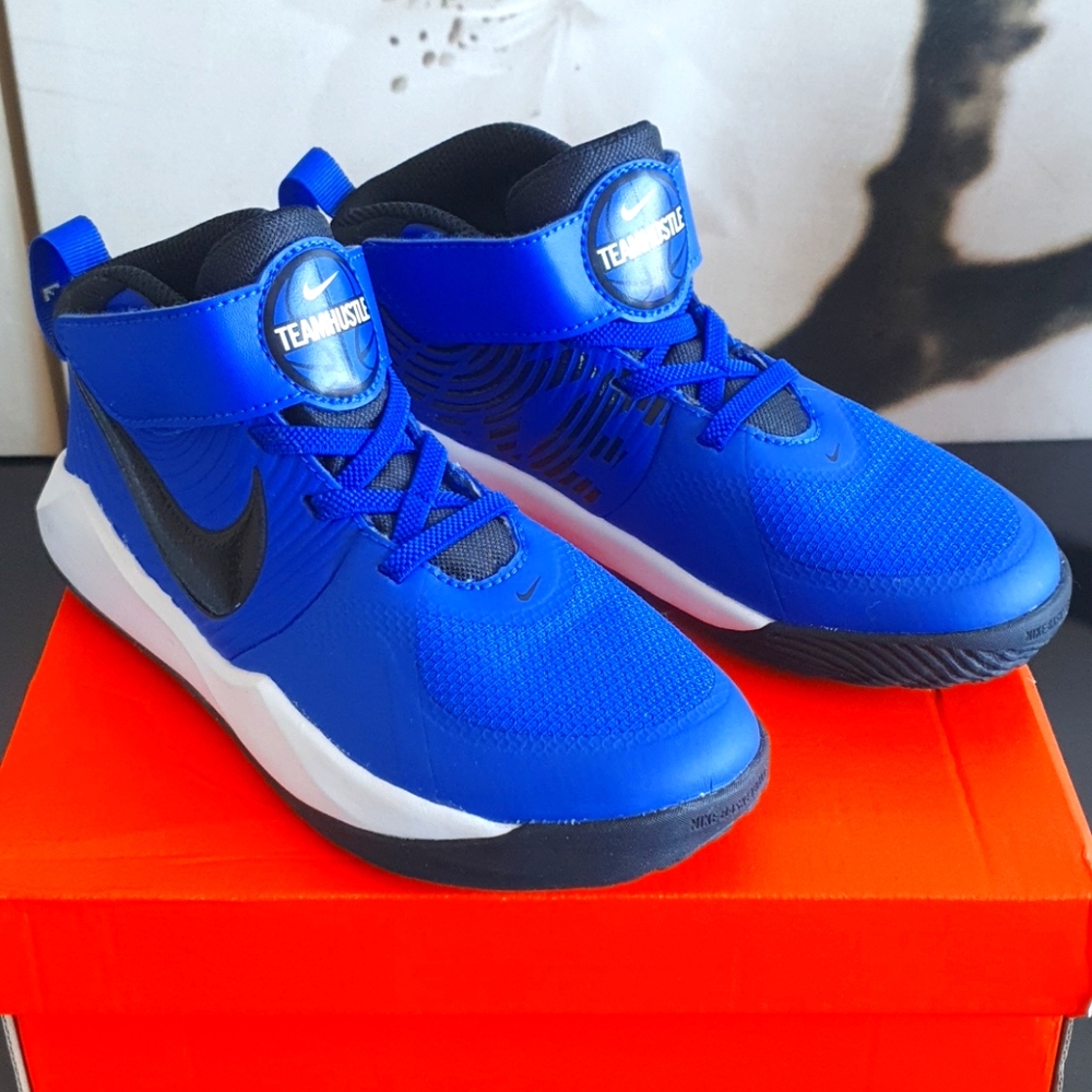 Nike Team Hustle D 9 (PS)